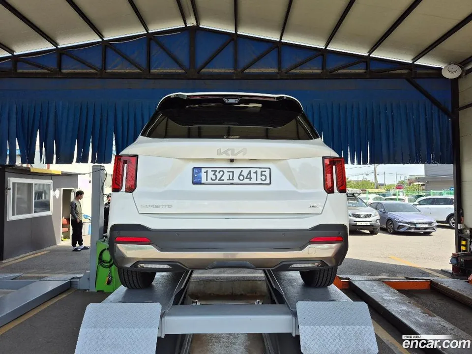 Kia Sorento HEV 1.6 2WD 2024 — миниатюра 2