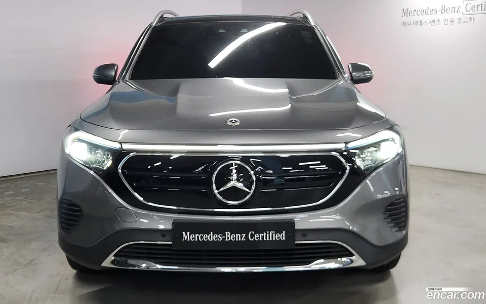 Mercedes-Benz EQB EQB300 4MATIC 2023 — thumbnail 3