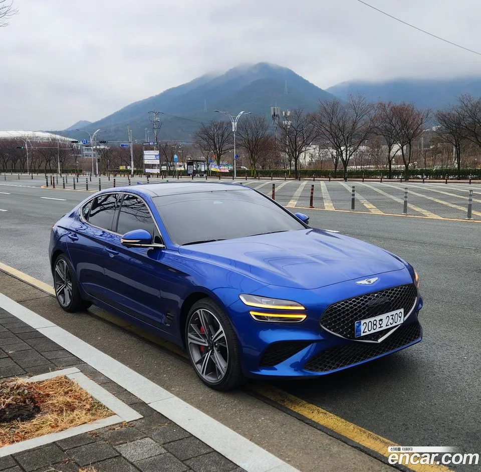 Genesis G70 3.3T 4WD 2025 — фото 1, купить с доставкой в Москву