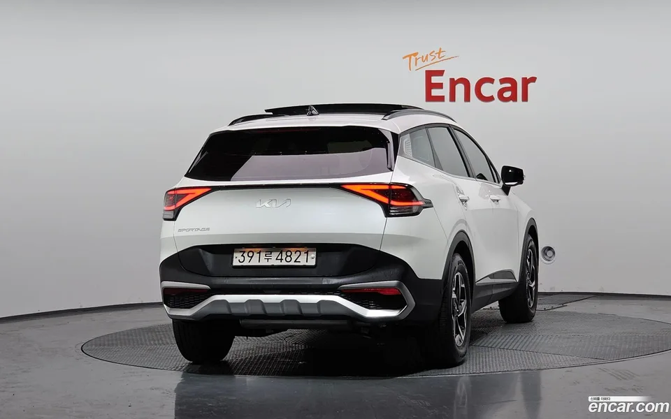 Kia Sportage 1.6 2WD 2022 — миниатюра 4