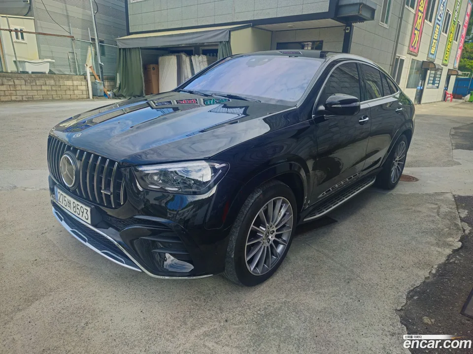 Mercedes-Benz GLE-Class GLE450d 4MATIC 2023 — фото 1, купить с доставкой в Москву