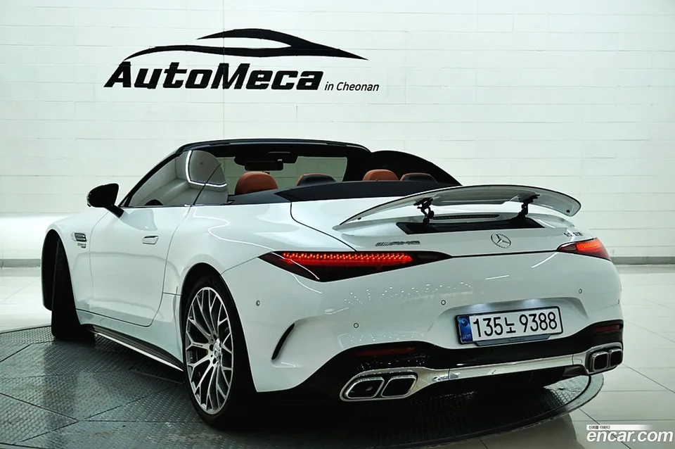 Mercedes-Benz SL-Class AMG SL63 4MATIC+ 2024 — миниатюра 3