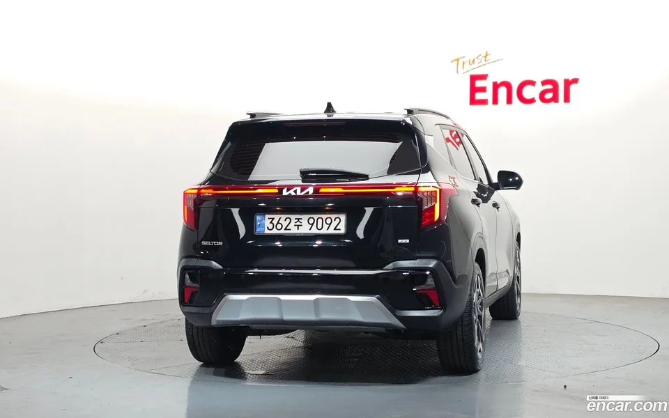 Kia Seltos 1.6 4WD 2023 — миниатюра 4
