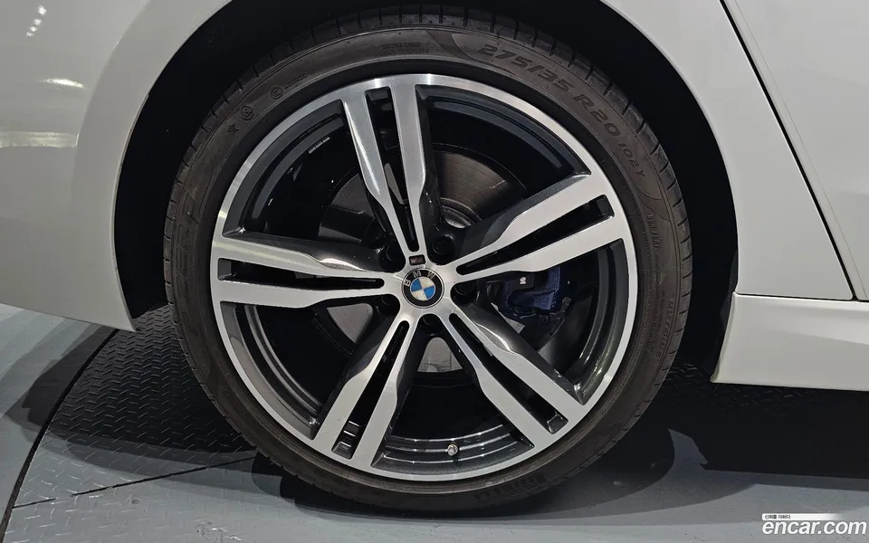 BMW 6 Series GT 630i xDrive M 2024 — миниатюра 2