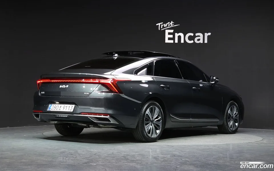 Kia K8 Hybrid 2023 — миниатюра 2