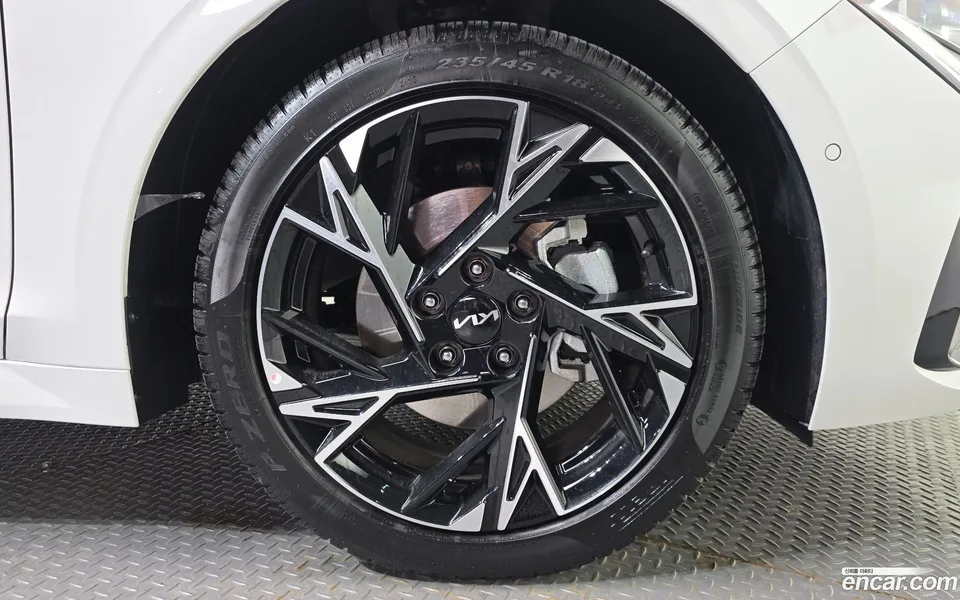 Kia K5 2.0 2025 — миниатюра 5