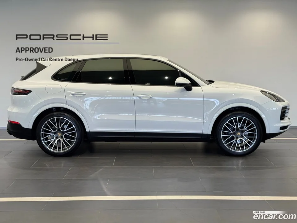 Porsche Cayenne 3.0 2023 — миниатюра 3