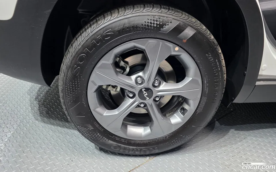 Kia Seltos 1.6 2WD 2025 — миниатюра 5