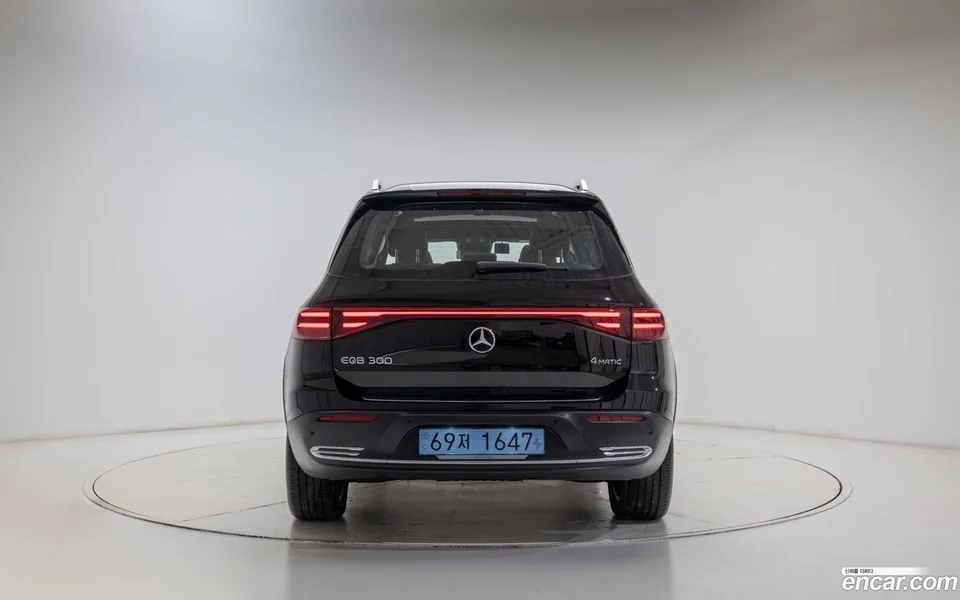 Mercedes-Benz EQB EQB300 4MATIC 2025 — миниатюра 4