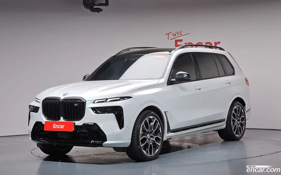BMW X7 2025