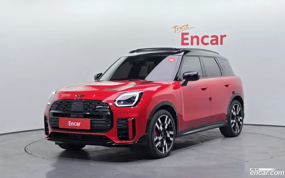 MINI Cooper S Countryman ALL4 JCW 2025 — фото 1, купить с доставкой в Москву