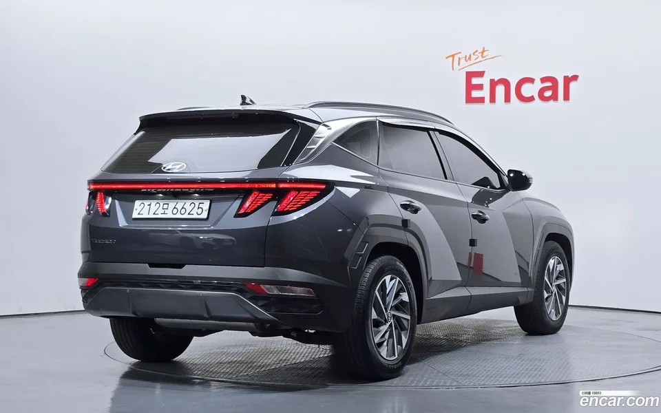 Hyundai Tucson Hybrid 2WD 2022 — миниатюра 2