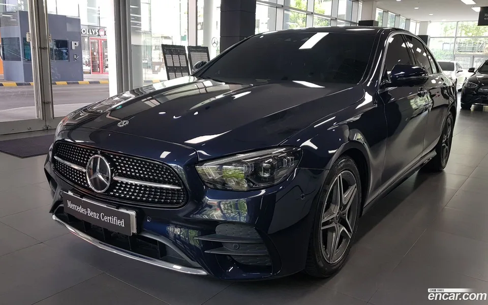 Mercedes-Benz E-Class E250 AMG Line 2023 — фото 1, купить с доставкой в Москву