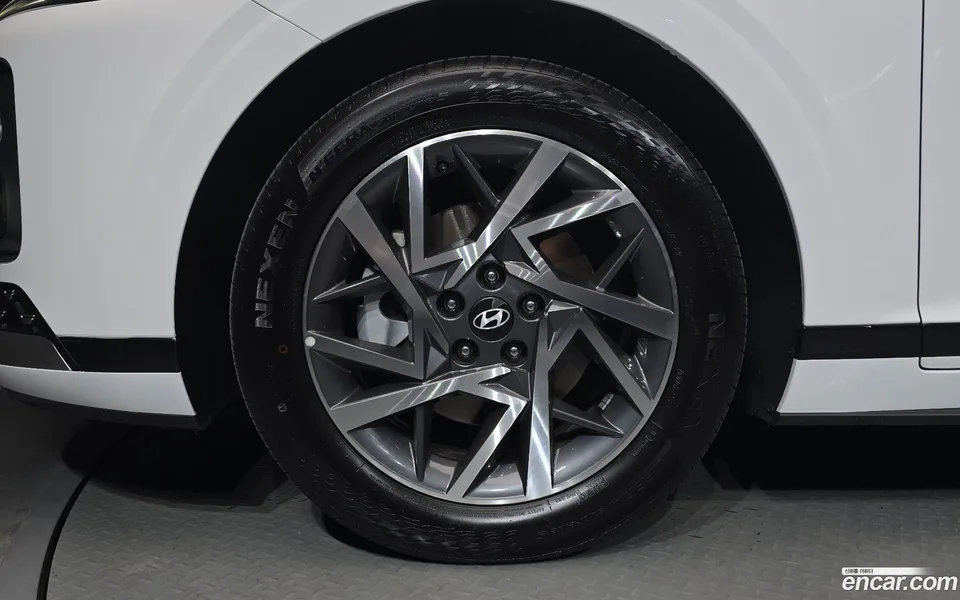 Hyundai Grandeur 2.5 2WD 2025 — миниатюра 2