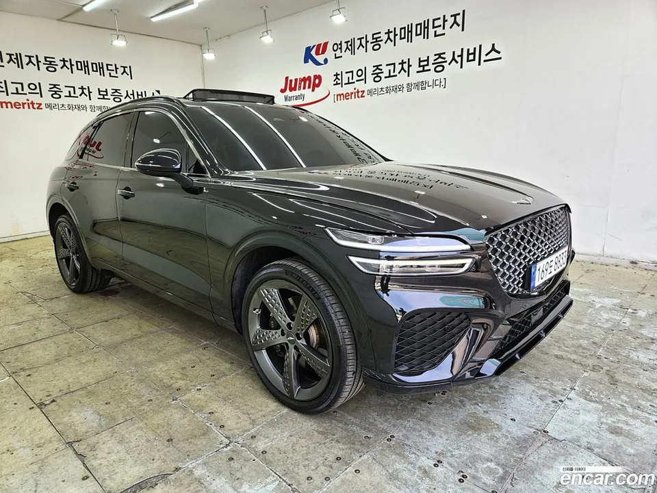 Genesis GV70 2.5T 2WD 2023 — миниатюра 2