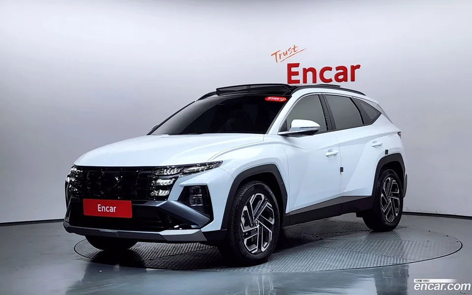 Hyundai Tucson Hybrid NX4 HEV 1.6 2WD 2025 — фото 1, купить с доставкой в Москву