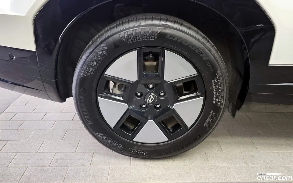 Hyundai SantaFe HEV 1.6 2WD 2024 — миниатюра 5