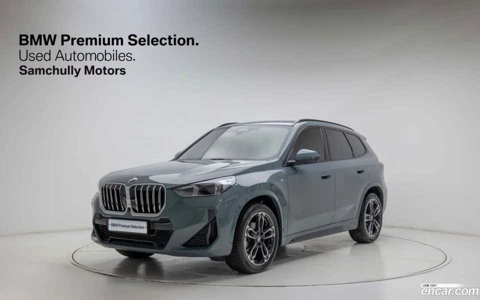 BMW X1 xDrive 20i M 2025 — фото 1, купить с доставкой в Москву