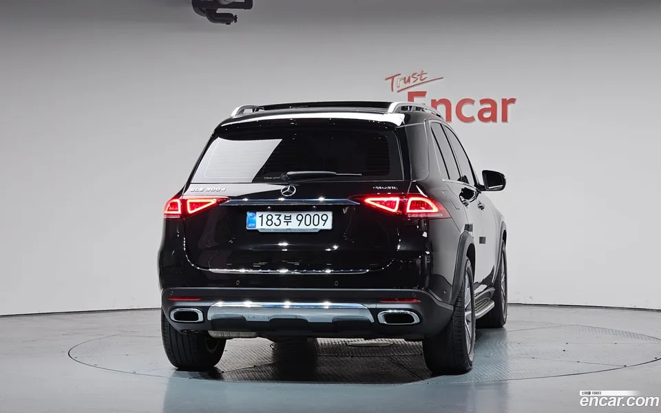 Mercedes-Benz GLE-Class GLE300d 4MATIC 2023 — миниатюра 4