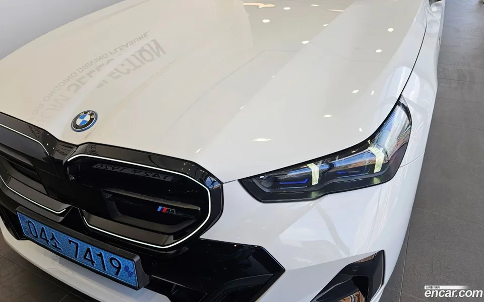 BMW i5 M60 xDrive 2024 — photo 1, buy with delivery to Moscow