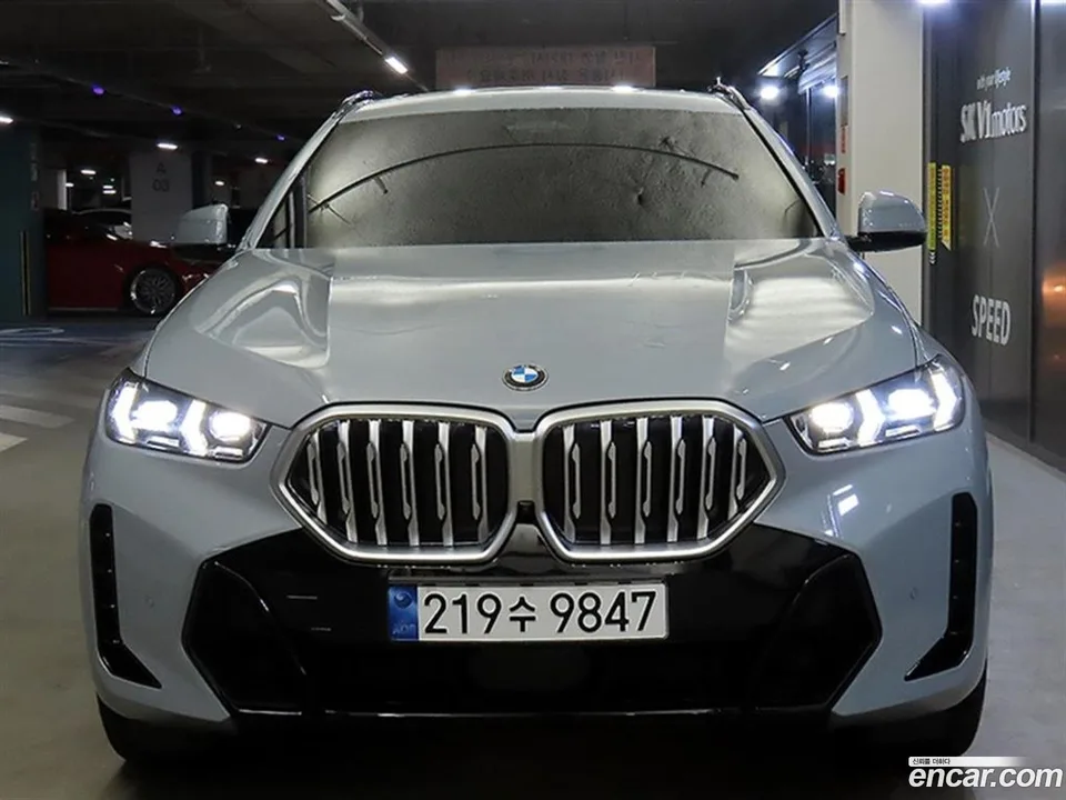 BMW X6 xDrive40i M 2024 — фото 1, купить с доставкой в Москву