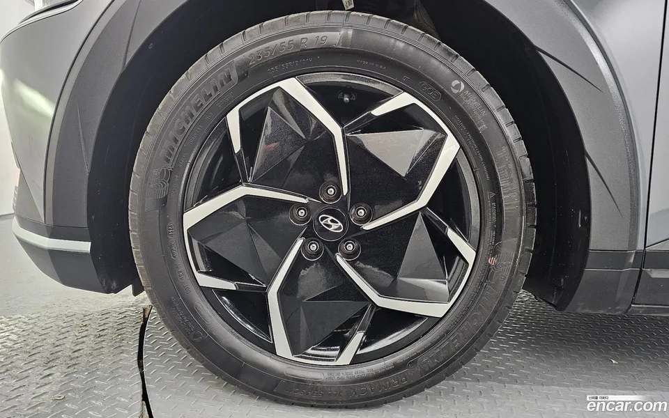 Hyundai Ioniq 5 AWD 2023 — миниатюра 2