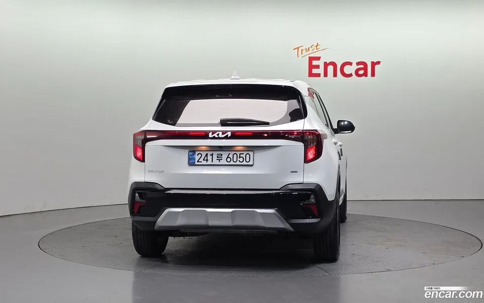 Kia Seltos 2.0 4WD 2025 — миниатюра 4