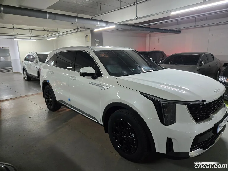 Kia Sorento HEV 1.6 2WD 2025 — фото 1, купить с доставкой в Москву