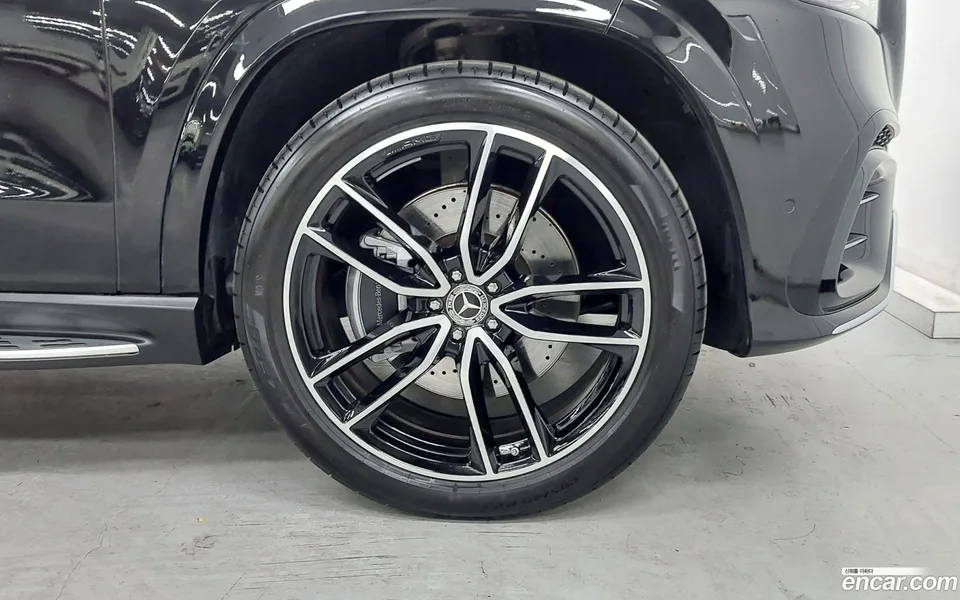 Mercedes-Benz GLS-Class GLS580 4MATIC 2025 — миниатюра 2