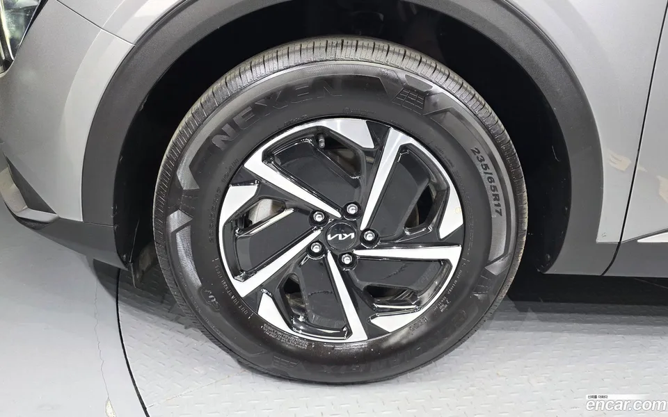 Kia Sportage Hybrid 2WD 2024 — миниатюра 2