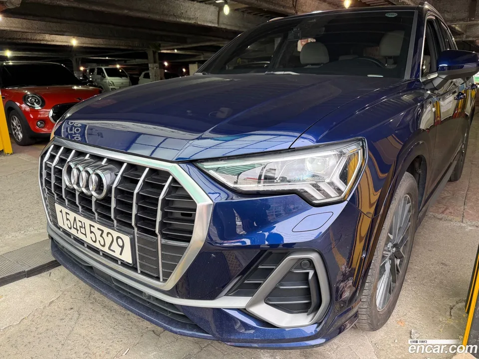 Audi Q3 35 TDI 2022 — фото 1, купить с доставкой в Москву