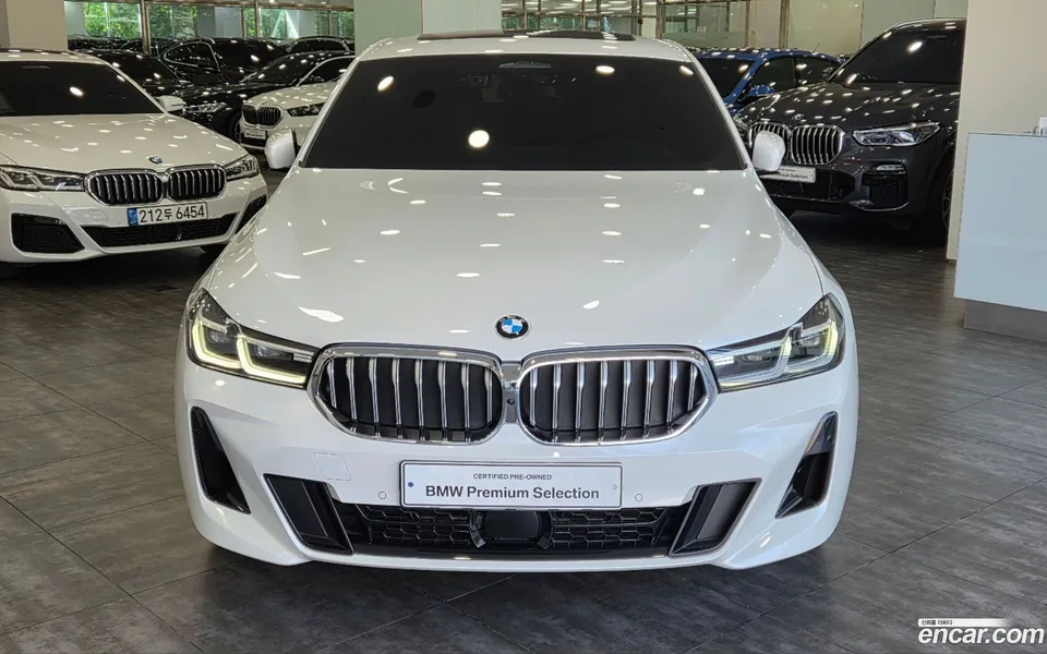 BMW 6 Series GT 620d M 2023 — миниатюра 3