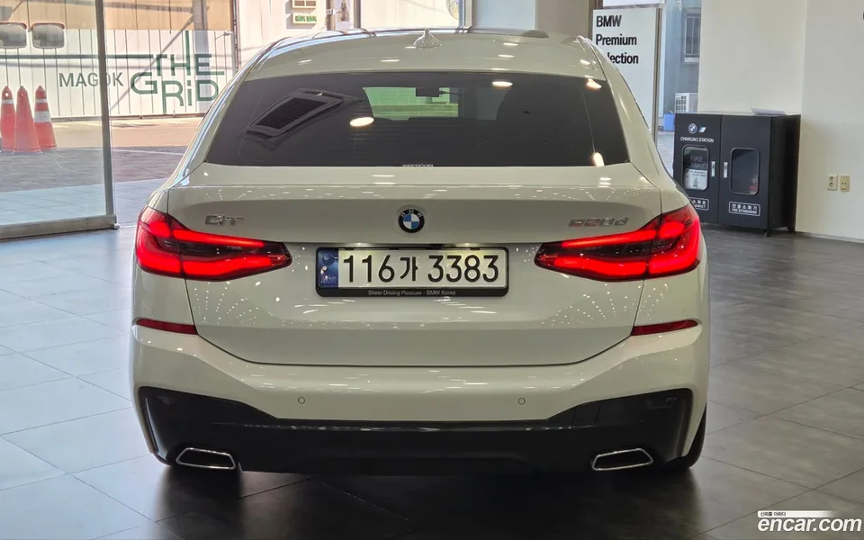 BMW 6 Series GT 620d M 2023 — миниатюра 4