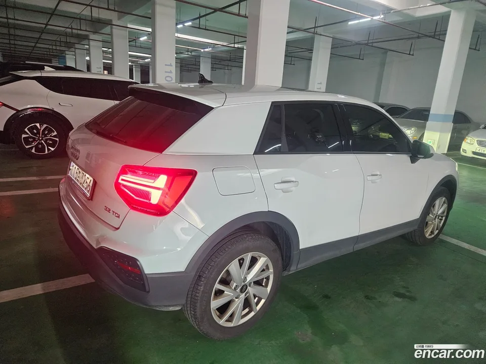 Audi Q2 35 TDI 2023 — миниатюра 3