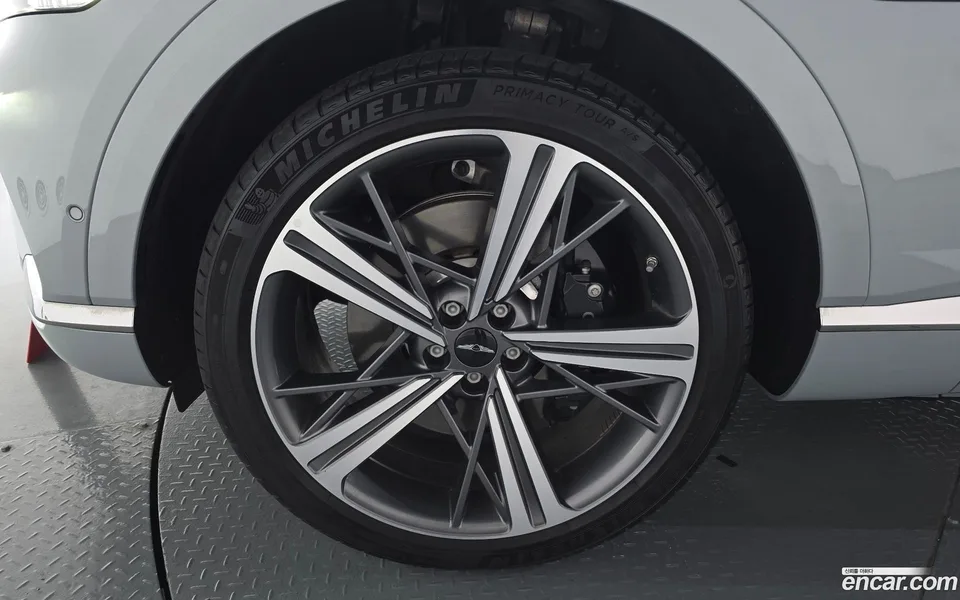 Genesis GV80 Coupe 3.5T AWD 2024 — миниатюра 2