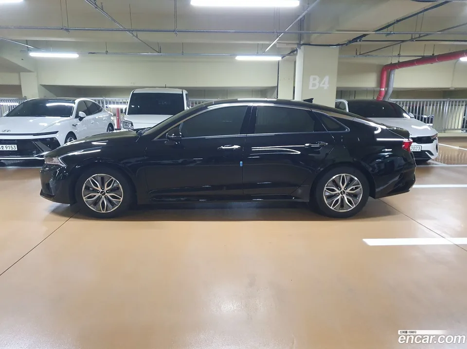 Kia K5 Hybrid 2023 — миниатюра 3