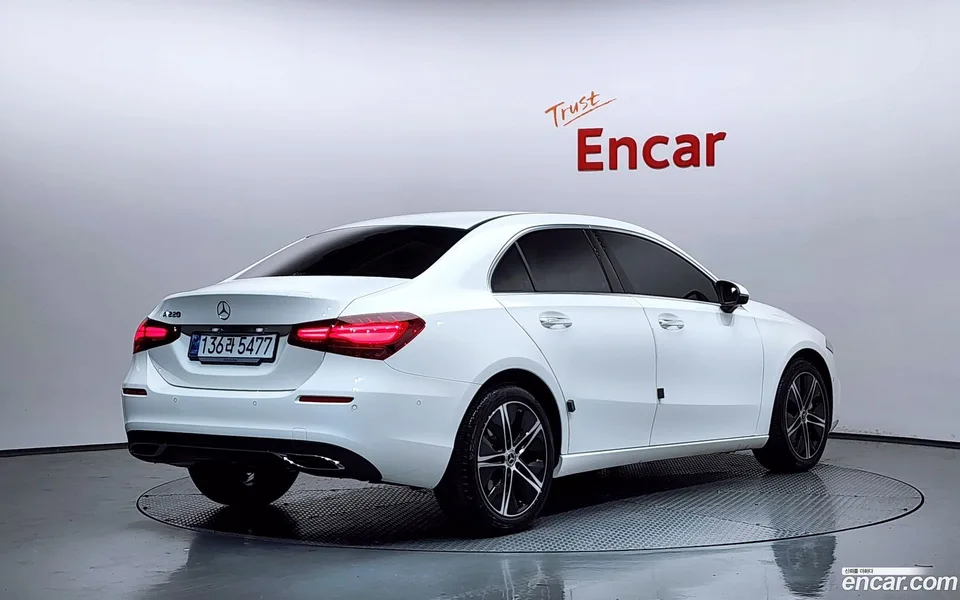 Mercedes-Benz A-Class A220 2024 — миниатюра 2