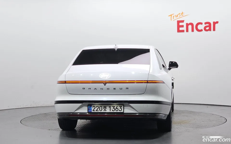 Hyundai Grandeur 2.5 2WD 2023 — миниатюра 4