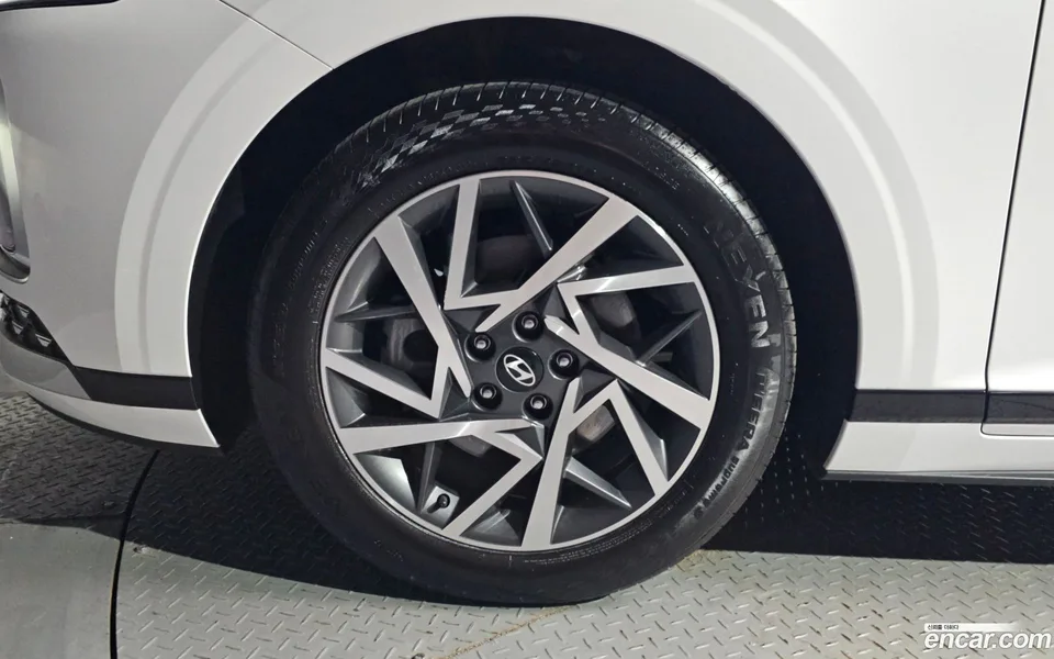 Hyundai Grandeur 2.5 2WD 2024 — миниатюра 2