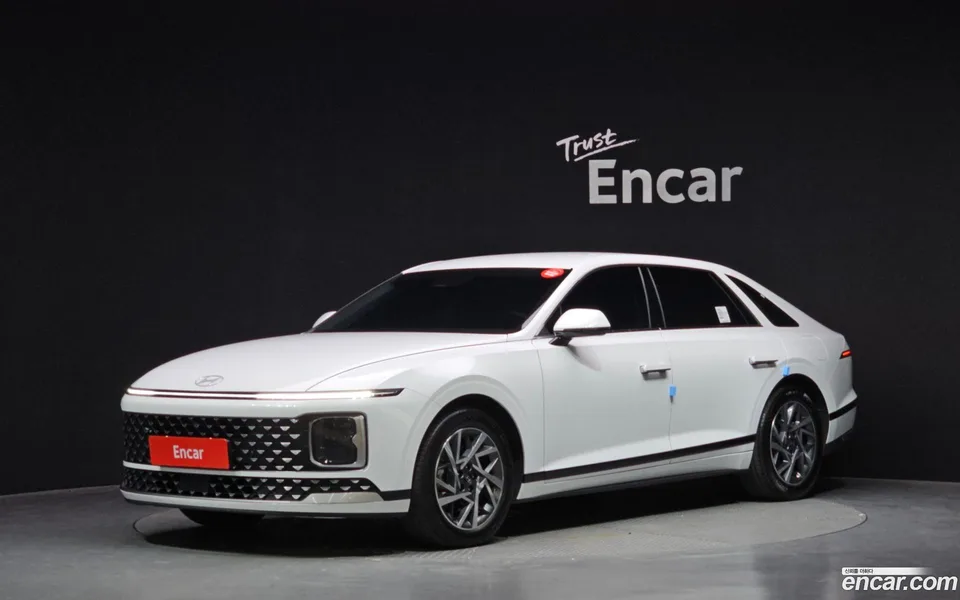 Hyundai Grandeur 2.5 2WD 2024 — фото 1, купить с доставкой в Москву
