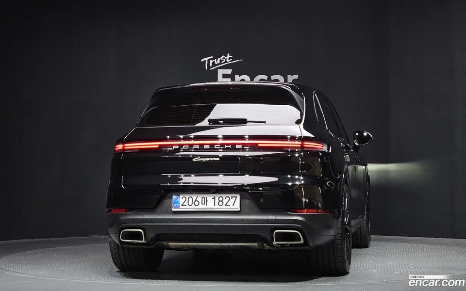 Porsche Cayenne 3.0 E- 2025 — миниатюра 4