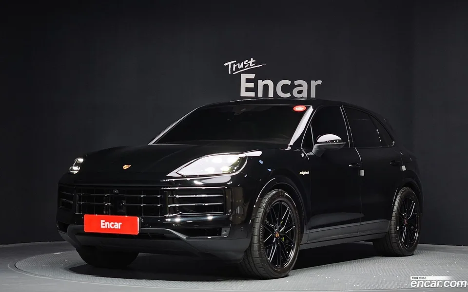 Porsche Cayenne 3.0 E- 2025 — фото 1, купить с доставкой в Москву