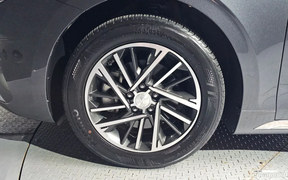 Hyundai Grandeur IG 3.0 LPi () 2022 — миниатюра 2