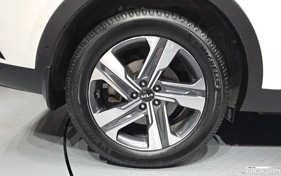 Kia Sorento HEV 1.6 4WD 2022 — миниатюра 2