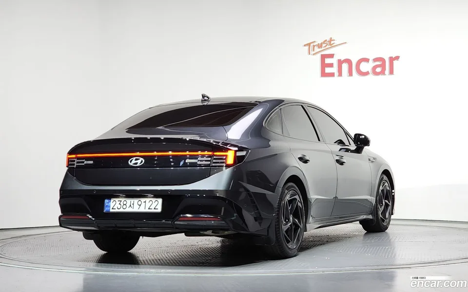 Hyundai Sonata The Edge Hybrid 2024 — миниатюра 2