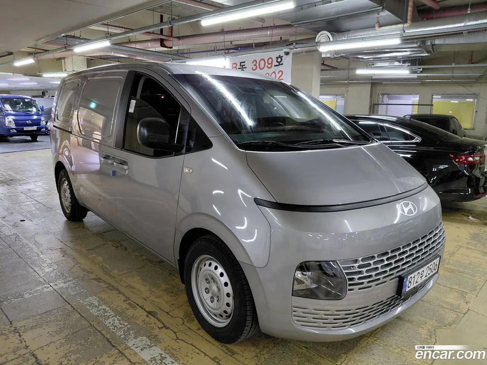 Hyundai Staria 3 2025 — миниатюра 3