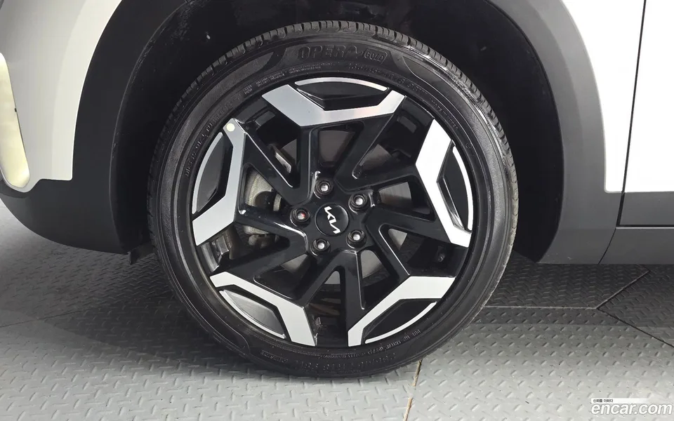 Kia Seltos 1.6 2WD 2022 — миниатюра 2