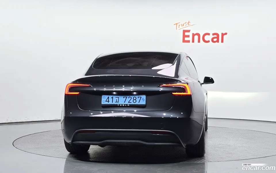 Tesla Model 3 RWD 2025 — миниатюра 4