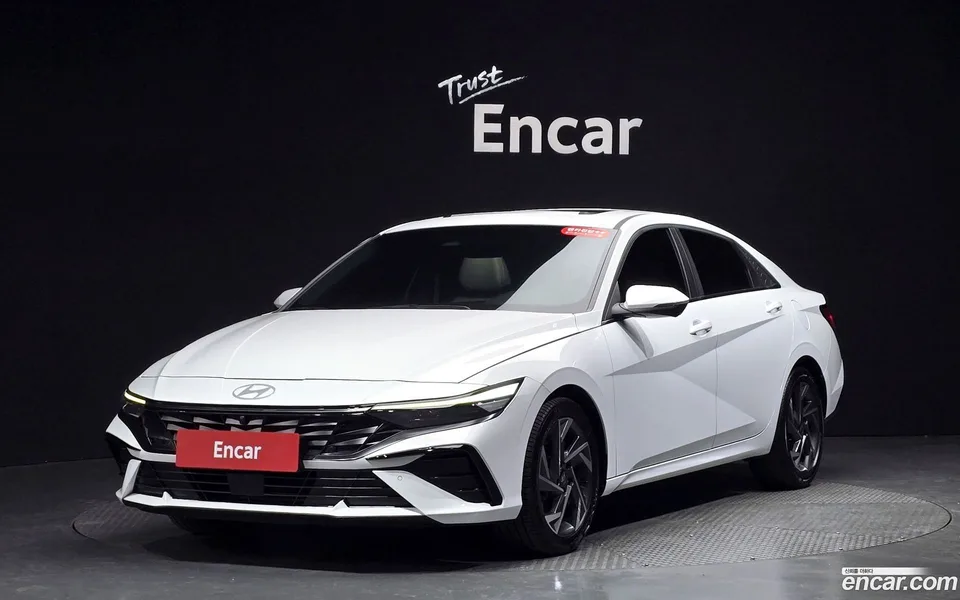 Hyundai Avante CN7 1.6 2023 — фото 1, купить с доставкой в Москву
