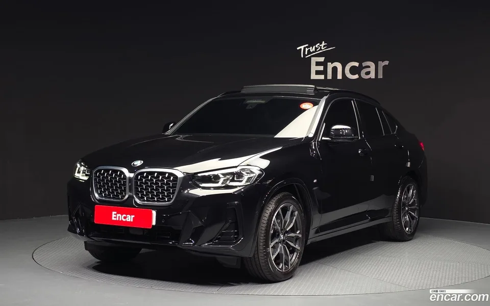 BMW X4 xDrive20d M 2025 — фото 1, купить с доставкой в Москву